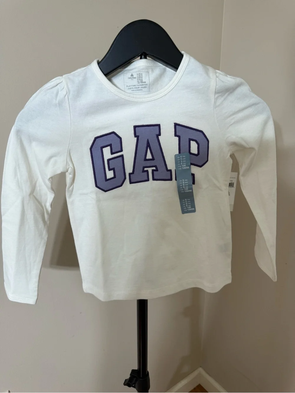 NWT GAP Girls Tops Bundle - size 5T , 5 pieces